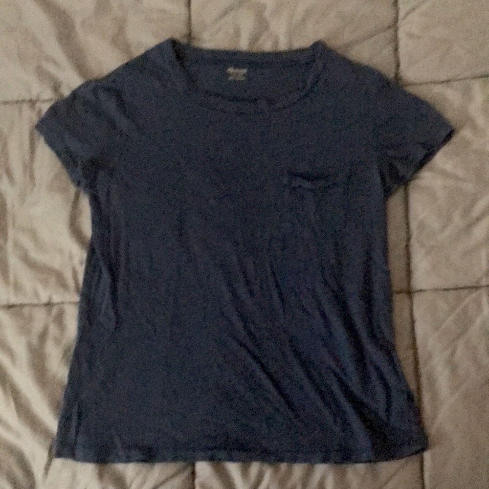 Blue short sleeve chest pocket shirt